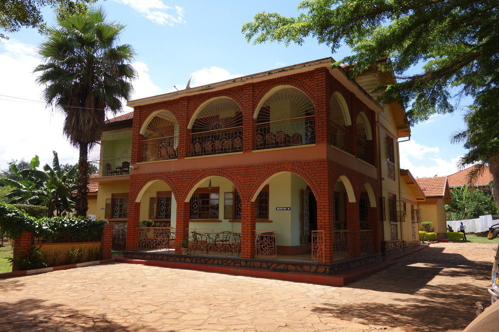 Bridgeway Guest House Jinja Exterior photo